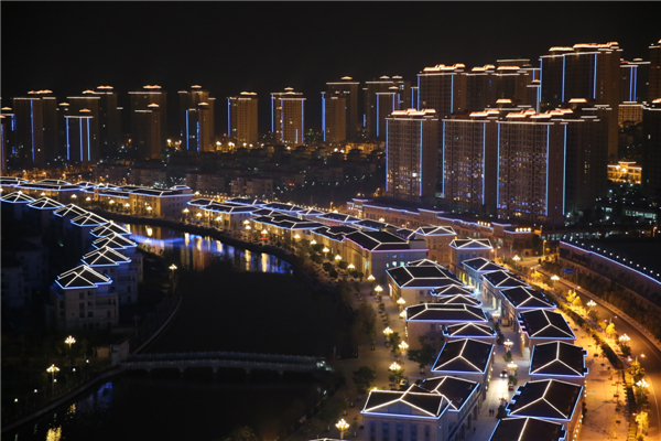 贵安新天地璀璨夜景