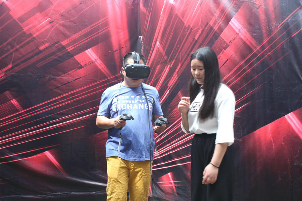 本次首届vr科技馆开放活动以超酷炫未来体验感设备——《灵境空间vr