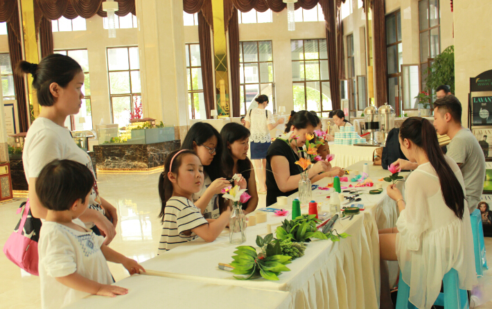 搜狐焦点携观府壹号“缤纷夏日浓情DIY”清凉上演