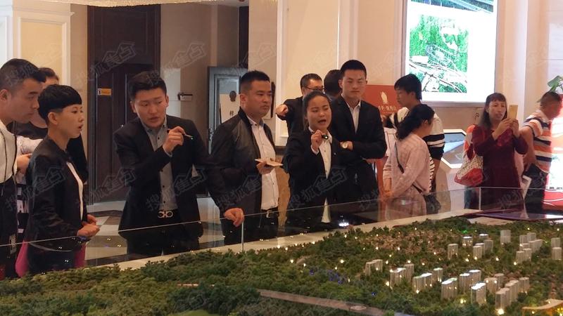 独家优惠 精美礼品 安宁专线看房团网友满载而归