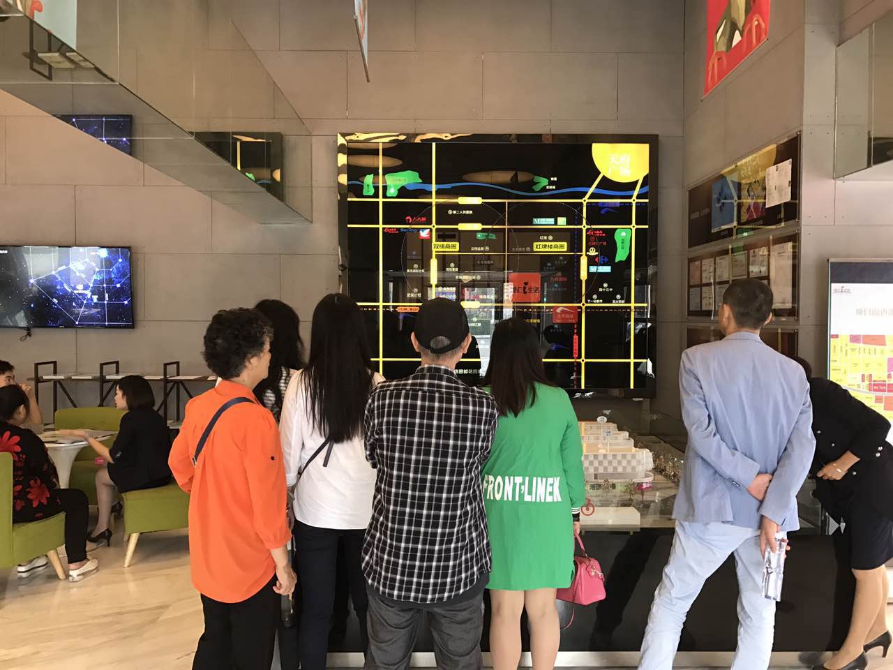 惠聚今秋焦点看房团 9.24意向成交975万