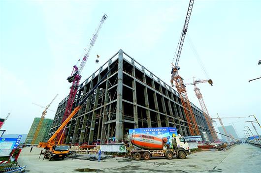 光谷科技会展中心主体完工