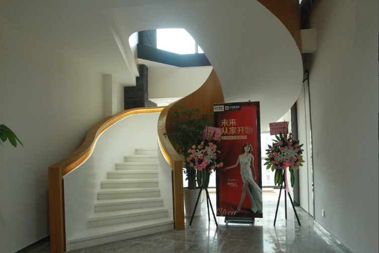 a_392900429.jpg