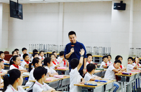 2020年济南育秀中学_喜报绿茵场上,放飞梦想——济南育秀中学小学部足