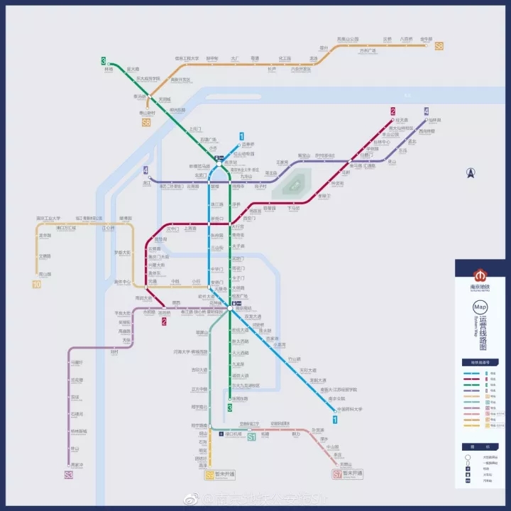 目前,南京地铁2018版运行图已在地铁车厢,站厅上线,s3,s9,s7都出现在