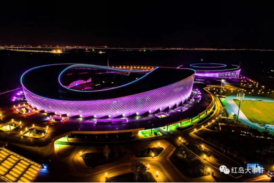 因为在外国人眼里,北上广就是中国的经济中心,"繁华"与"和谐"在这里