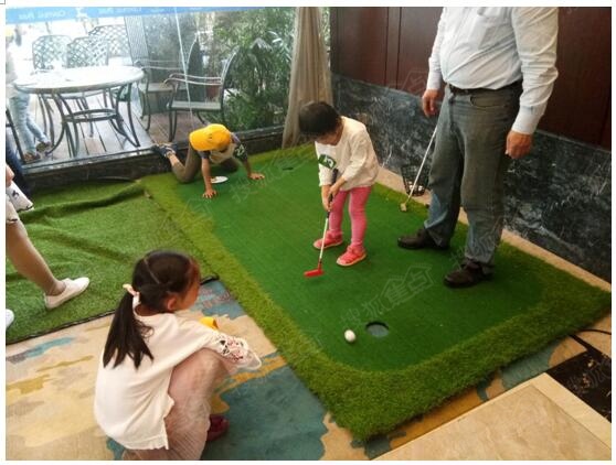 天賦遠見揮杆未來 ——建發·中央公園高爾夫親子嘉年華活動圓滿舉行