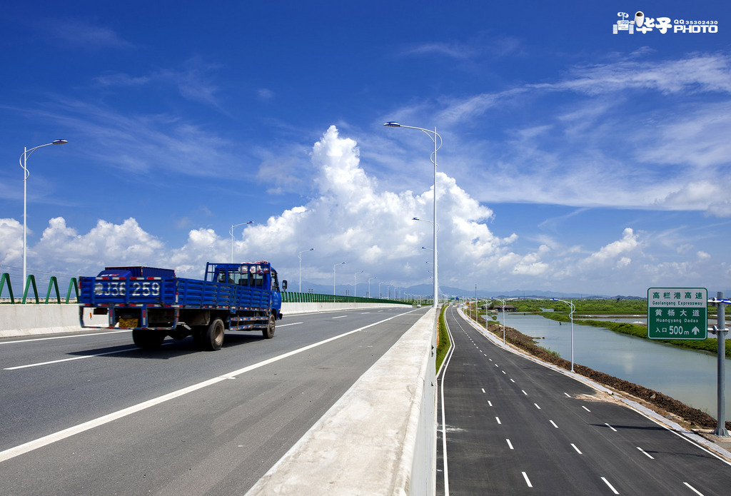 本页主题:回复:图:带你领略高栏港高速阅读[151] 回复数 [8]