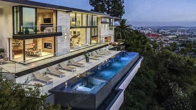 hollywood's"trench lived in this house do not envy yo