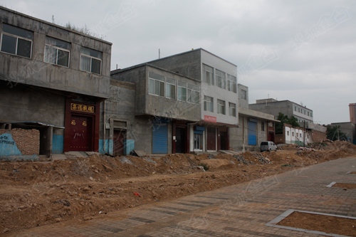 实地探访龙堡村改造现状 学府街东延即将打通