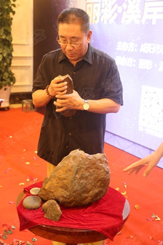 张宝林陨石专家图片