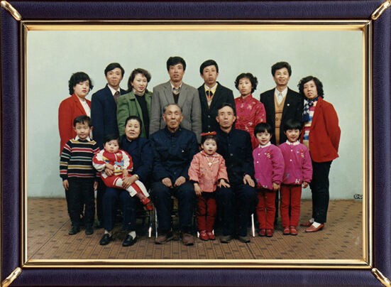 90年代全家福老照片图片