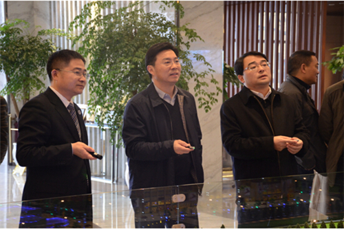 成都市副市长苟正礼莅临医科总部基地视察
