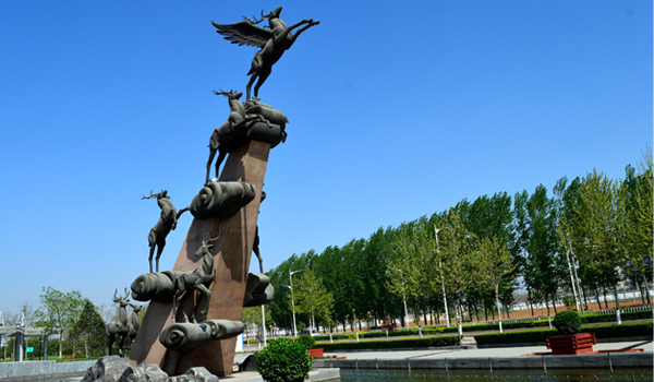 鹿泉区7园区迎千余企业入驻 北人建主题购物公园