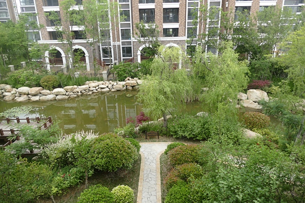 石家庄媒体采风团走进威海卓达香水海