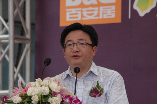 莘庄镇镇长张伟先生