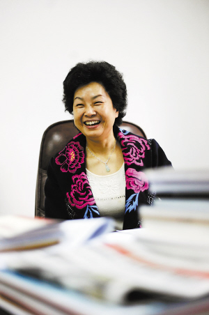 南岸区副区长汪建华