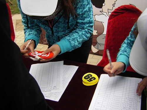 倡导绿色低碳生活 万科上演垂直马拉松大赛