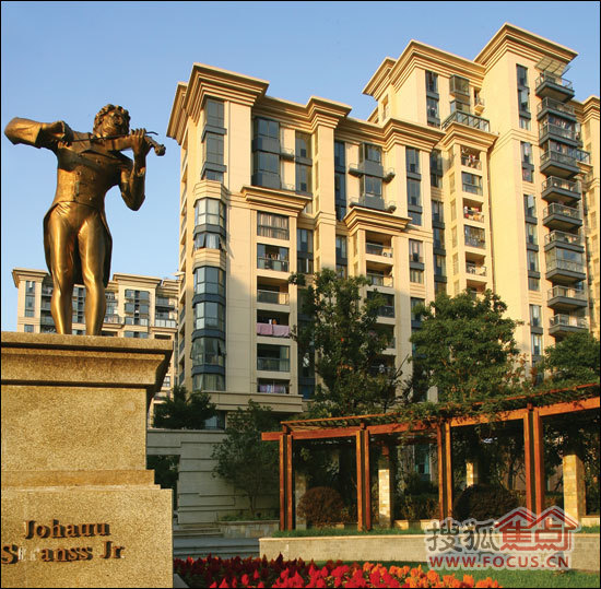 &nbsp; 绿地新里&middot;卢浮公馆,绿地济南一号作品