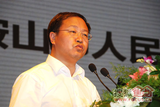 鞍山市人民政府副市长秦国夫