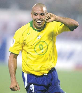 罗纳尔多:双腿2600万美元