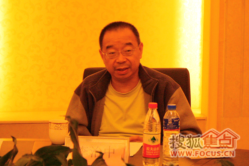 作家 李治中先生