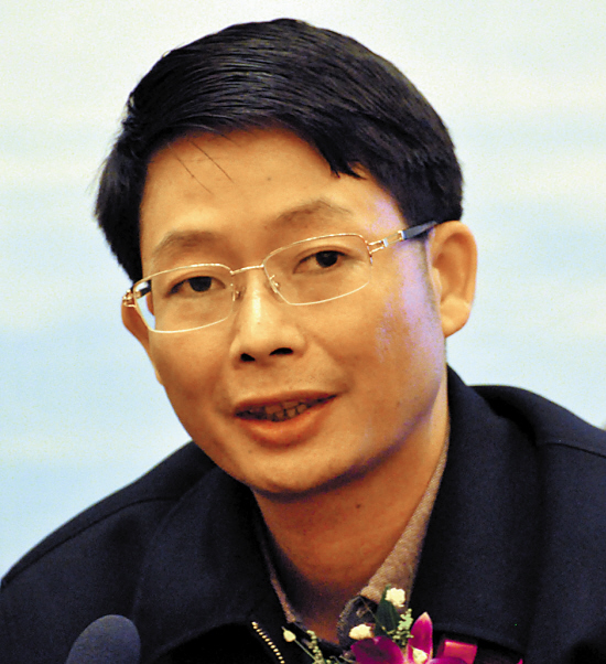 广东省府发展研究中心副主任 汪一洋肇庆市委常委,常务副市长 刘惠祥