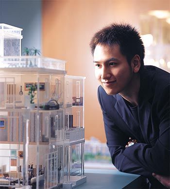 房产界第一帅汤珈铖vs赵雅芝之子黄光业