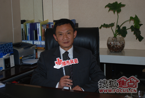 昆明南亚商业经营管理有限公司总裁任建军