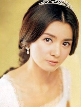 涉韩娱圈陪睡门女主角家居照 张东健爱妻或是受害者