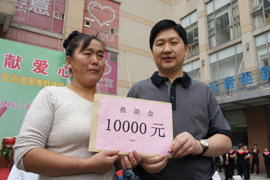 孙达华把慈善和参政议政当做事业来做的人