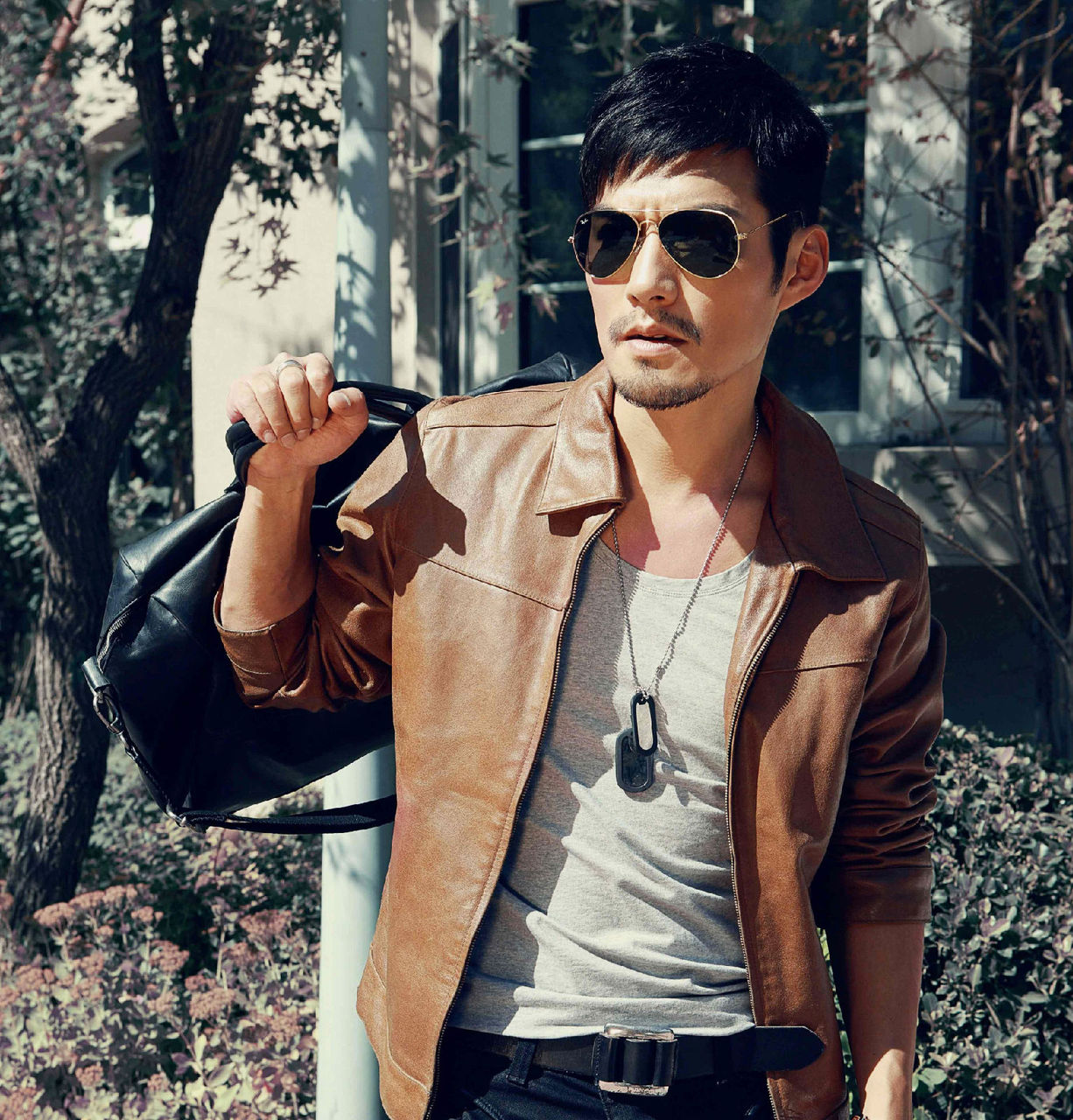 《倾世皇妃》"虐恋"升级 严宽"妖孽"写真电力足