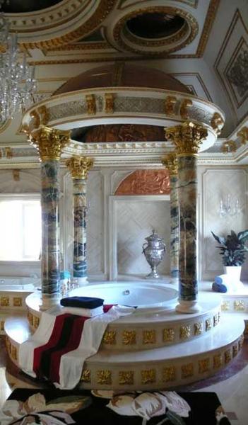 韩寒正式起诉方舟子! 对薄公堂前豪宅先pk