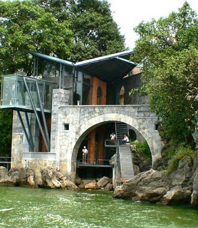 巫女杨丽萍大理洱海豪宅曝光游客可租住图