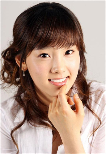 少女时代嗓音队长金泰妍家居美照