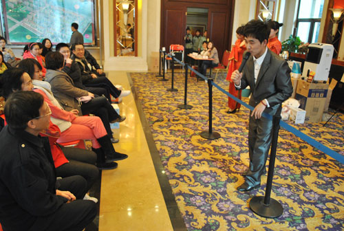 购房中心 楼盘动态 正文   3月17日上午,市房管局党组书记,局长王静恩