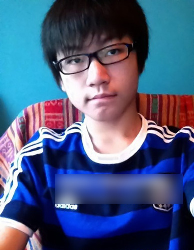 白岩松15岁儿子照片曝光两父子相似度极高