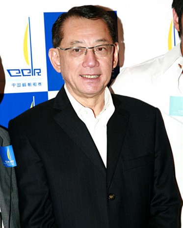 杨受成自曝与女星开房被捉奸 离婚收场