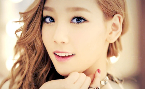 少女时代"泰蒂徐"发布新专辑《twinkle》 晒复古家居照