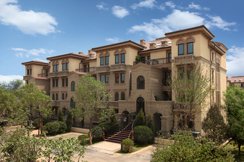 御水沙河岸悠然见青山