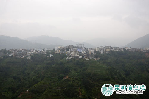 云南红河州绿春县:山梁上的"最不安全"县城