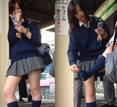 日本学生妹真实街拍浓妆龅牙短裙大粗腿