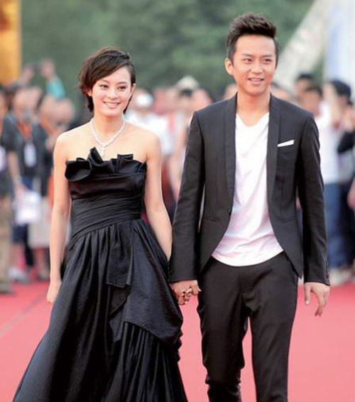 章子怡撒贝宁收入差77倍曝女强男弱明星情侣