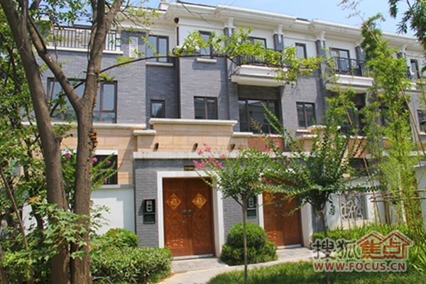 龙廷山水 因山水而生 尽享院落惬意生活