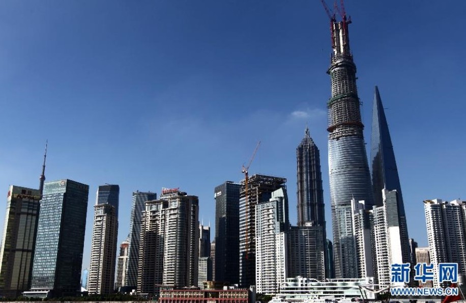 摘要:2013年8月3日,在建的中国        "上海中心"历经5年建设,终迎来