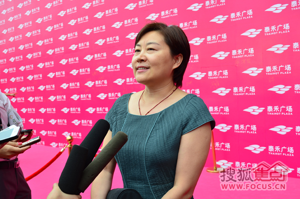 江畔先生接受媒体采访泰禾集团副总裁,泰禾商业地产总经理 朱进康先生