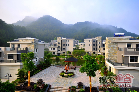 400-888-2200转30674较新消息:黄山房产市场花园社区东方丽景(论坛)