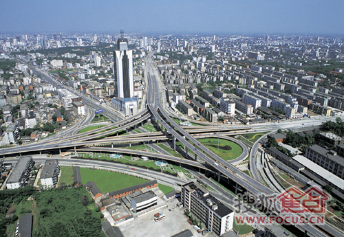 交通助力二十载蜕变西一环稳居主城繁华首席