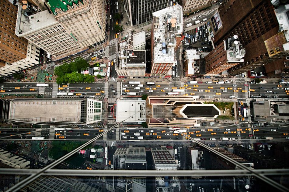 摄影师登摩天大楼俯拍大都市街景组图