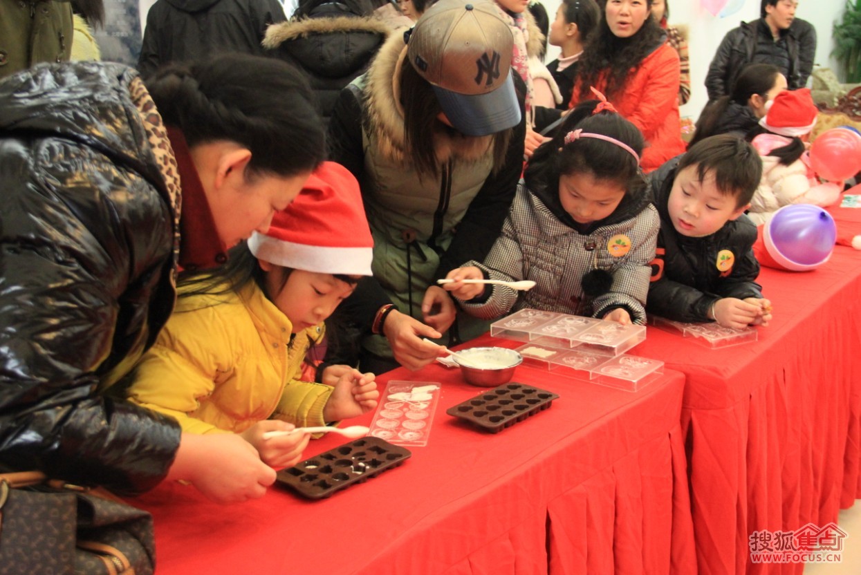 浓情蜜意喜迎圣诞 焦点独家巧克力diy活动落幕